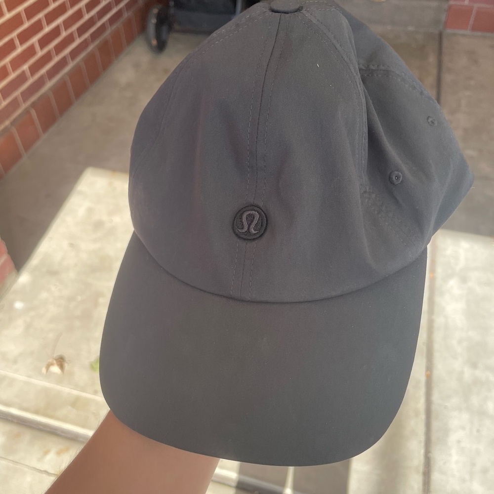 Lululemon hat